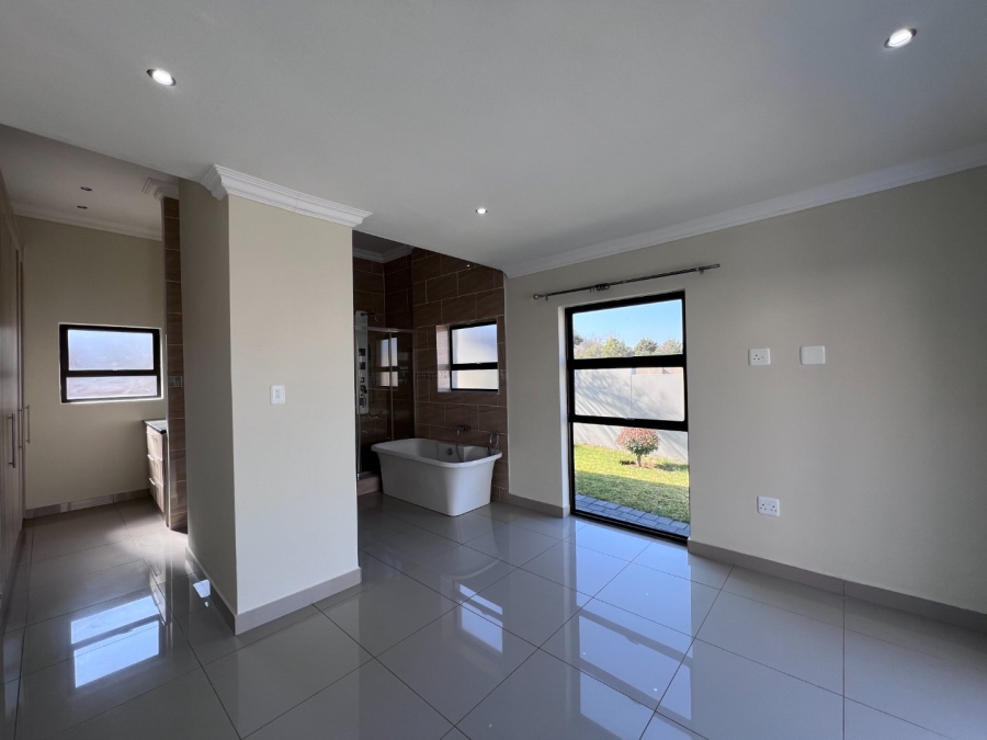 3 Bedroom Property for Sale in Leloko Lifestyle Estate North West